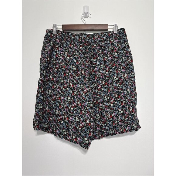 LOFT Size L Fluid Pull On Shorts Floral Print High Rise Pockets NWT - Picture 3 of 12